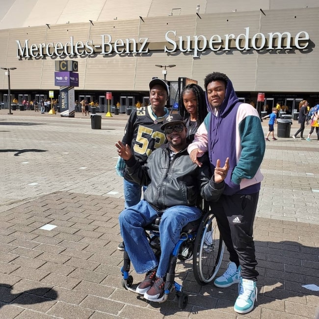 Daryl Mitchell as seen in a picture taken with his children in front of the Mercedes-Benz Superdome in October 2019