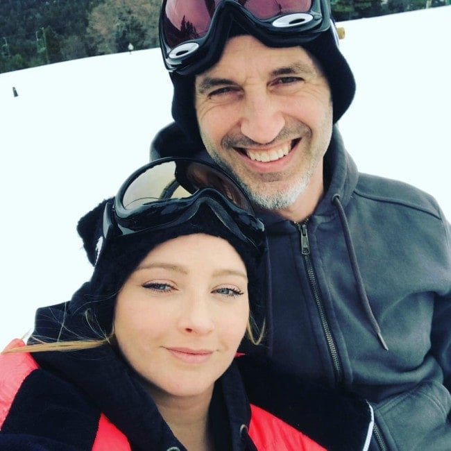 Elisabeth Harnois and Oliver Beqaj in a selfie in April 2018