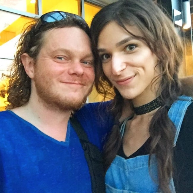 Eve Lindley as seen in a selfie taken with Barret Hackney in Pittsburgh, Pennsylvania in July 2016