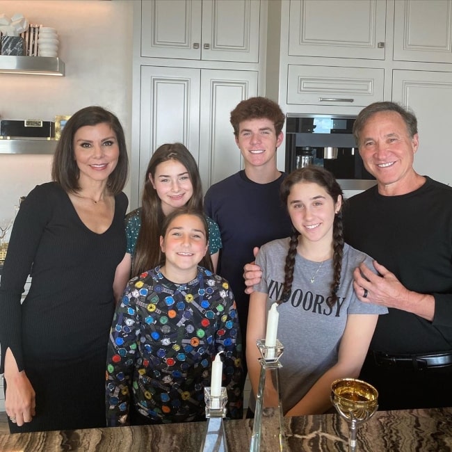 Heather Dubrow as seen in a picture with her son Nicholas and daughters, Maximillia, Katarina, and Collette, along with her husband Terry Dubrow April 2020