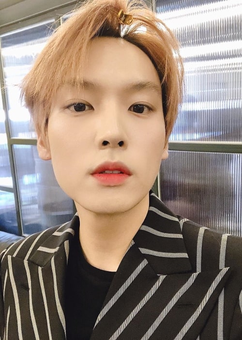 Inseong as seen while taking a selfie in March 2020