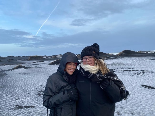 Kailyn Lowry (Right) as seen while posing for a picture along with Rachel in Akurey, Rangarvallasysla, Iceland in March 2020
