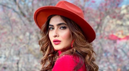 Karishma Sharma Height, Weight, Age, Boyfriend, Family, Facts, Biography