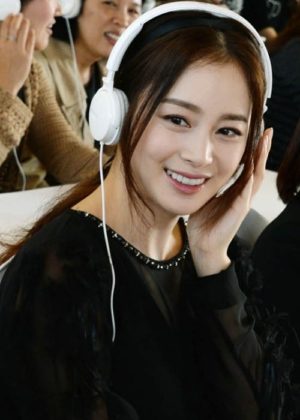 Kim Tae-hee Height, Weight, Age, Spouse, Family, Facts, Biography