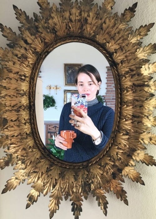 Lucy Torres Gomez as seen while clicking a mirror selfie in front of a beautifully framed mirror