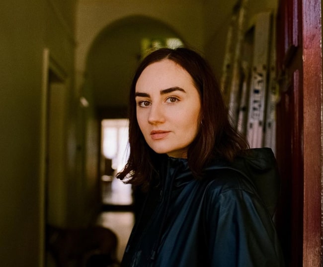 Meg Mac as senn in an Instagram Post in June 2019