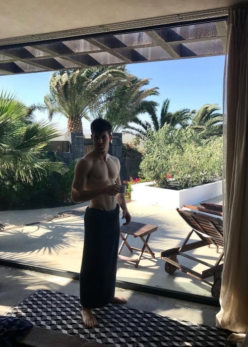 Miguel Bernardeau as seen in a shirtless picture taken in December 2018