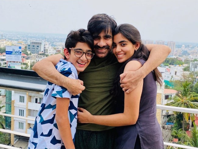 Ravi Teja with his children, as seen in an April 2020