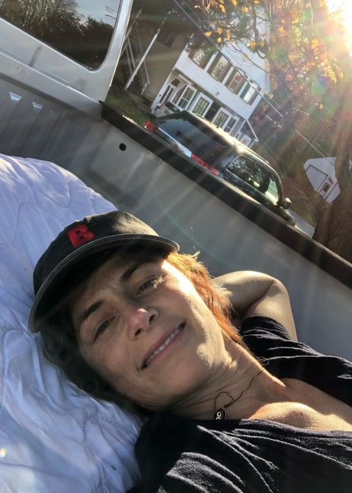Sarah Clarke in an Instagram selfie from October 2019