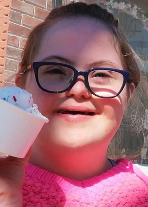 Sarah Grace Morris in an Instagram post as seen in April 2019