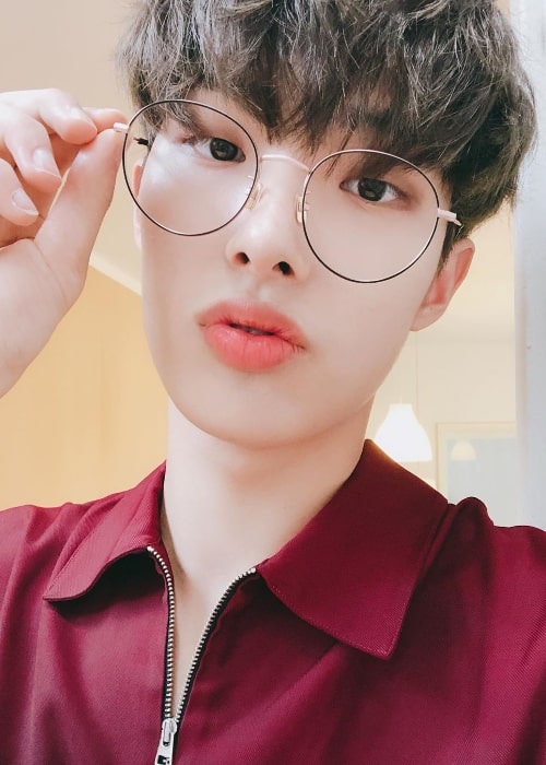 Song Min-gi as seen in a selfie in May 2019
