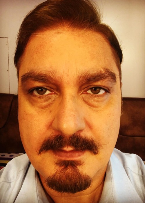 Vinay Pathak on the sets of his bengali film in 2019