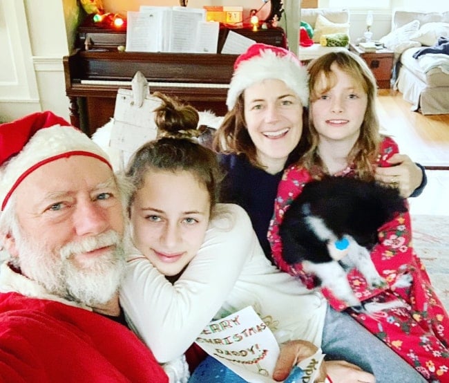 Xander Berkeley and Sarah Clarke, with their daughters, in an Instagram selfie from December 2019