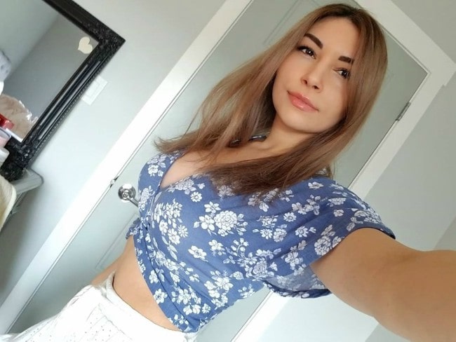Name alinity divine Who is