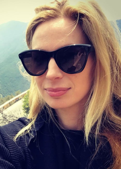 Anne Dudek in an Instagram selfie as seen in May 2018