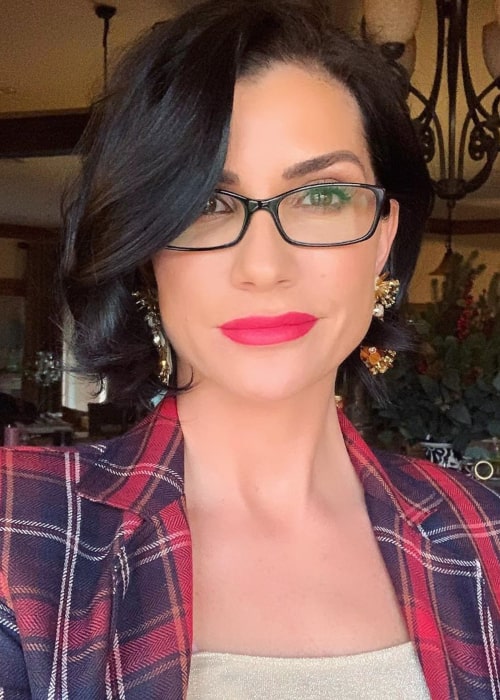 Dana Loesch Height, Weight, Age, Education, Facts, Spouse, Biography