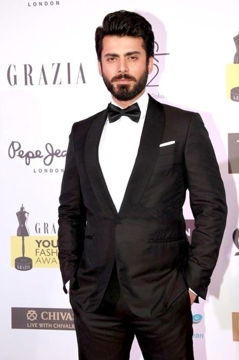 Fawad Khan posing at the red carpet of the Grazia Young Fashion Awards in 2016