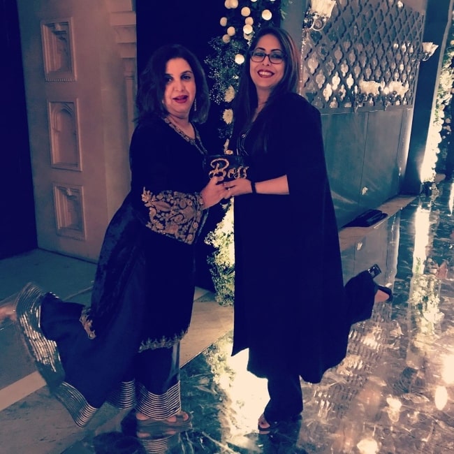 Geeta Kapoor (Right) as seen while posing for a picture alongside Farah Khan Kunder in January 2019