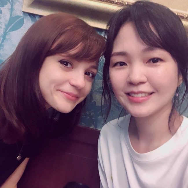 Kathryn Prescott as seen in a selfie taken with Jasmine in August 2019