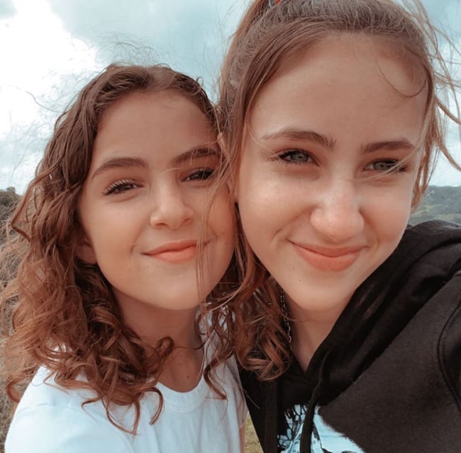 Lexy Kolker (Left) and Ava Kolker as seen while smiling in a selfie in May 2020