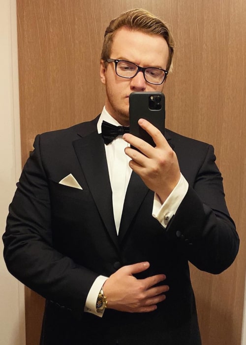 Mini Ladd in an Instagram selfie from November 2019