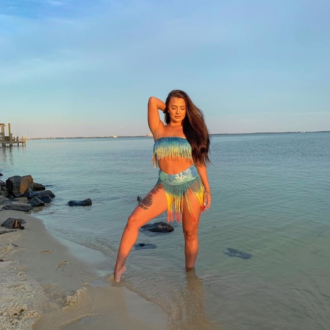 Nilsa Prowant as seen while posing for the camera at a beach in Florida in 2020