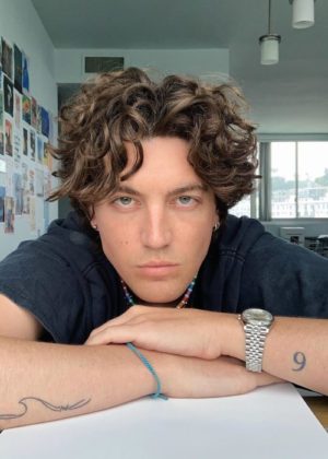 Paul Klein (Singer) Height, Weight, Age, Biography, Girlfriends, Facts