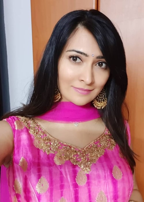 Radhika Pandit in an Instagram selfie from May 2019