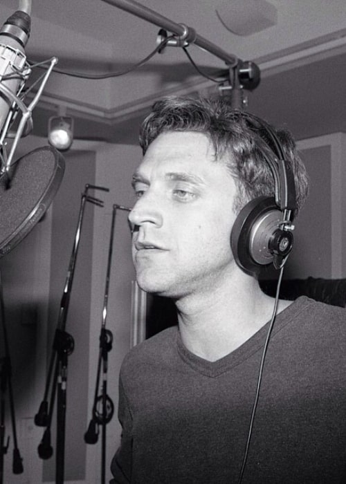 Raúl Esparza during a recording session in April 2014