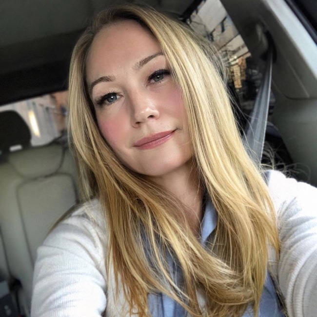 Sarah Wynter as seen while clicking a car selfie in 2020