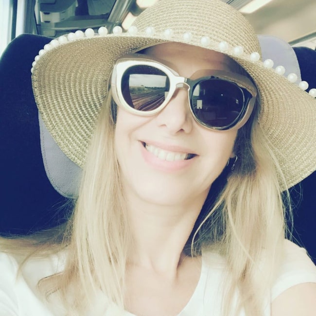 Tally Koren smiling in a selfie in August 2019