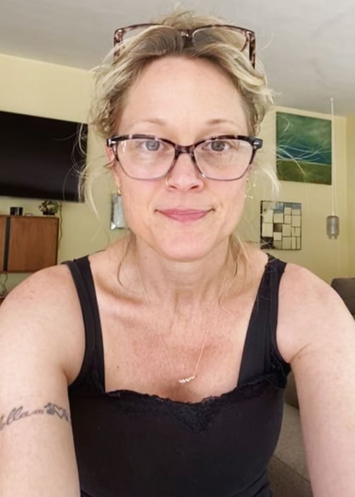 Teri Polo in an Instagram selfie from March 2020