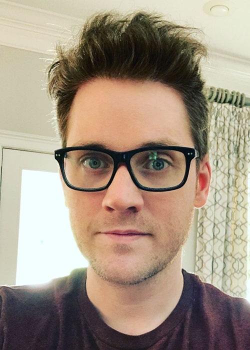 Alex Goot in an Instagram selfie from May 2020