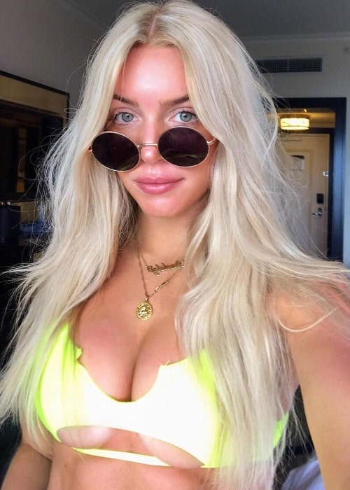 Alexandra Cooper as seen while taking a selfie in September 2019