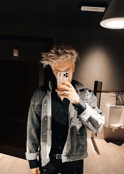 Austin Hare as seen while clicking a mirror selfie at Universal City in Los Angeles County, California in January 2020