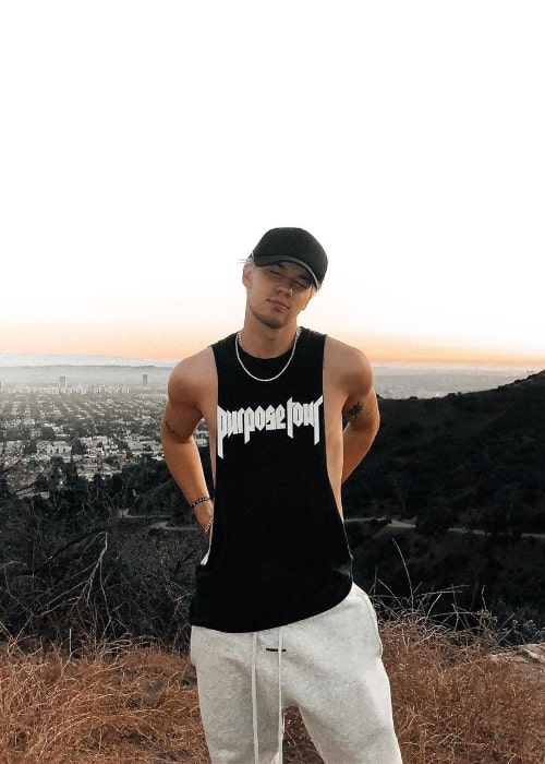 Austin Hare posing for a picture at Runyon Canyon Park in Los Angeles, California in November 2019