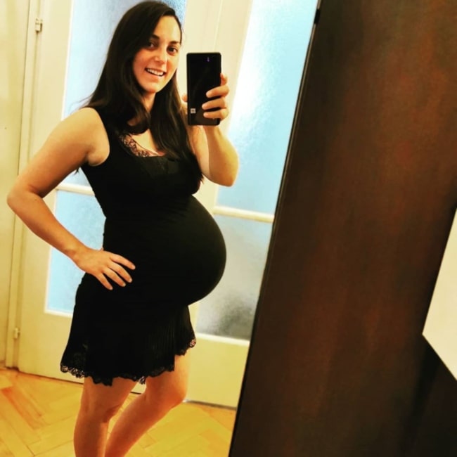 Boggie as seen in a selfie taken in May 2020, while she was 36 weeks pregnant