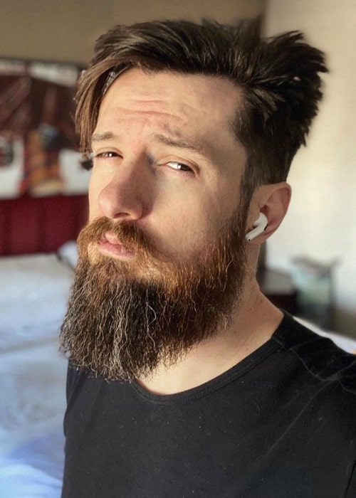 CaRtOoNz in an Instagram selfie as seen in March 2020