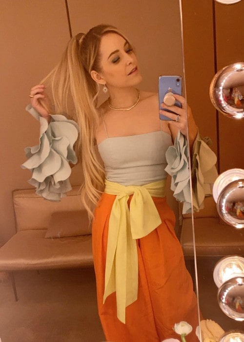 Jenny Mollen in a selfie as seen in March 2020