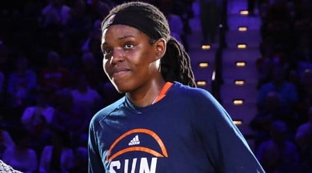 Jonquel Jones Height, Weight, Age, Body Statistics