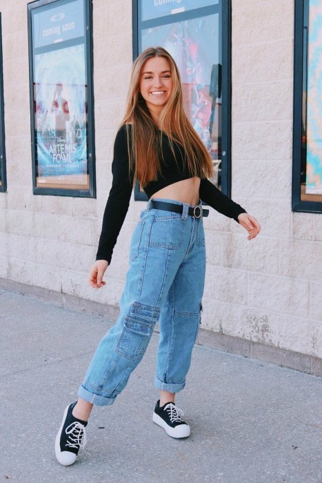 Sadie Aldis as seen while smiling for the camera in Ontario, Canada in May 2020