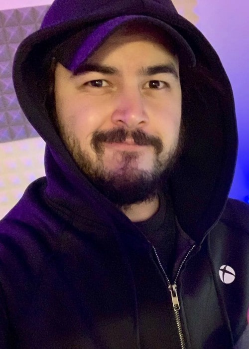 Sp00nerism in an Instagram selfie as seen in June 2019