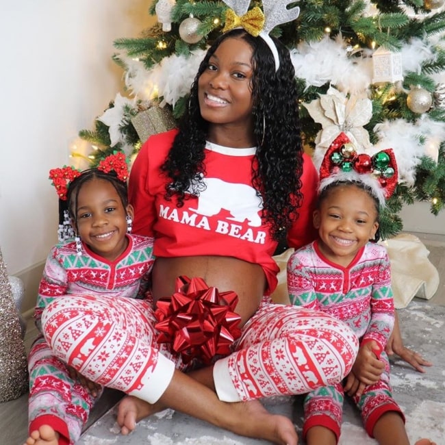 Amiyah Law as seen in a picture taken with her mother Lateria and younger sister Bria in December 2020