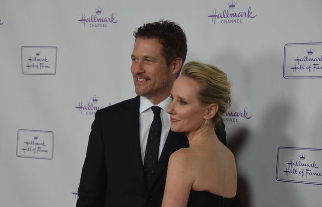 Anne as seen with her ex-boyfriend James Tupper in 2014