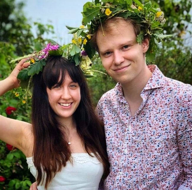 David Lindström as seen while smiling for the camera along with Julya Hedblom in June 2020