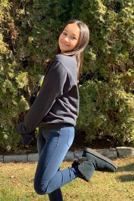 Emma Batiz as seen while posing for the camera in February 2020
