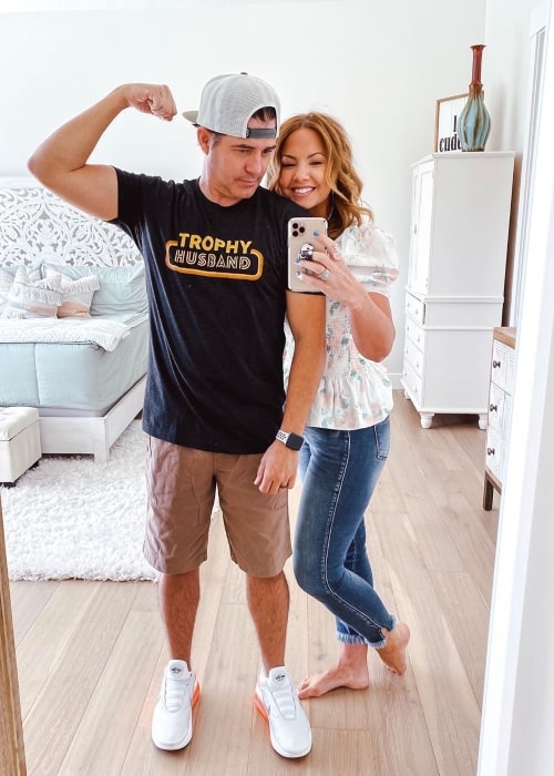 Gentry Mikesell as seen in a selfie taken with his wife Betsy in June 2020