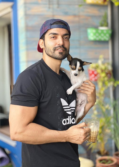 Gurmeet Choudhary as seen in an Instagram Post in April 2020