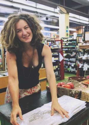 Hallee Hirsh Height, Weight, Family, Facts, Spouse, Education, Biography