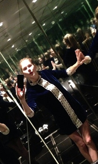 Hanna Alström sharing her candid selfie in November 2013
